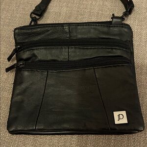 JD BLACK LEATHER MINI BAG, LIKE NEW, 5 ZIP POCKETS, STRAP OR LOOPS, NO FLAWS